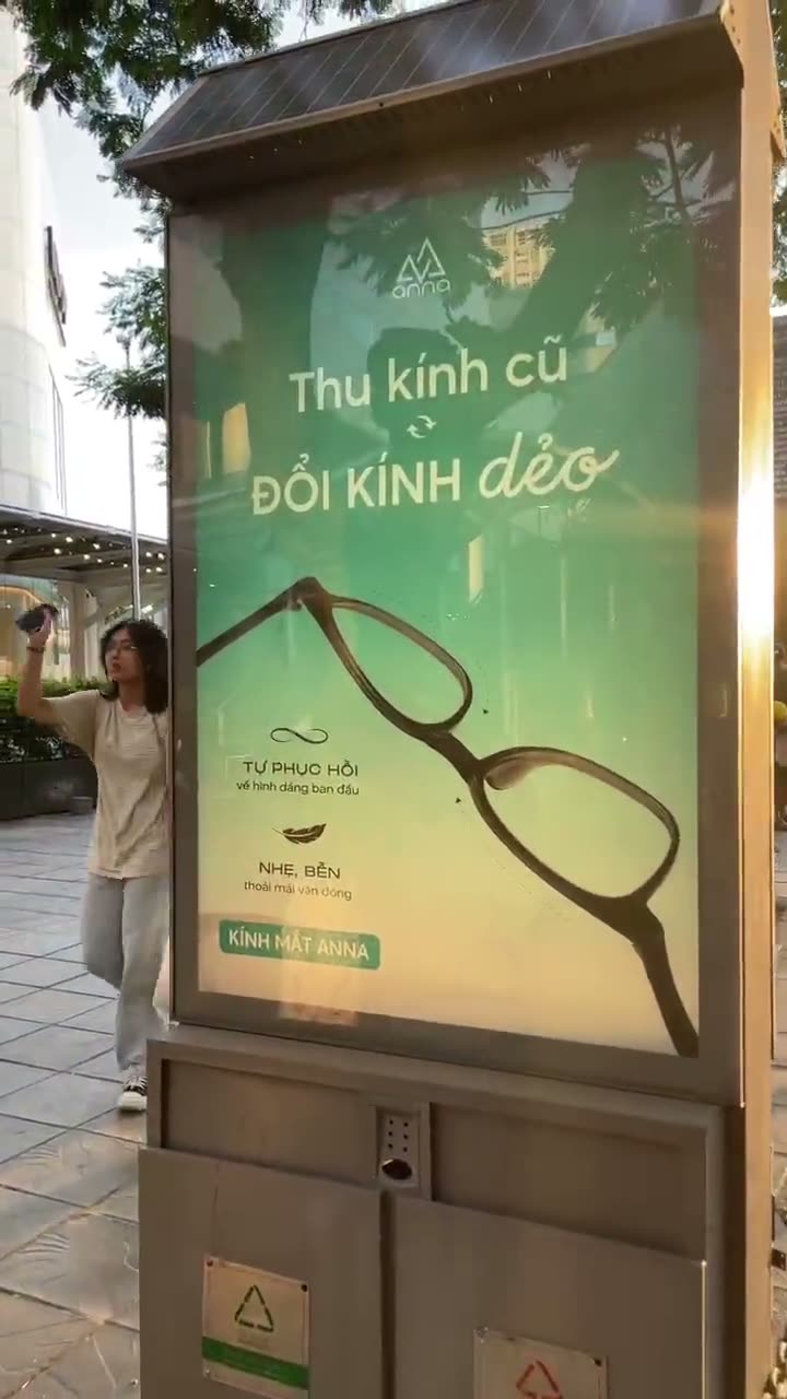 Kính mắt Anna — Poster sản phẩm + ưu đãi